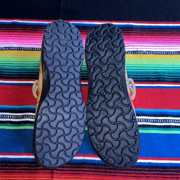 A’rcopedico Scala Mary Jane—Professionally HEIGHT ADJUSTED (1/4 in on right) - Picture 6 of 9